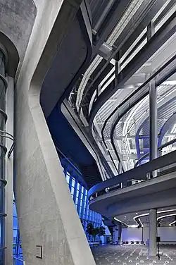 Aleš Jungmann: BMW továrna Lipsko, Zaha Hadid, 2009