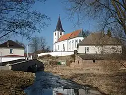 Farní kostel sv. Prokopa v Jarošově nad Nežárkou.