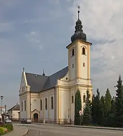 2014 Píšť, Kościół św. Wawrzyńca 03.jpg