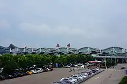 Pohled na budovu terminálu v roce 2016