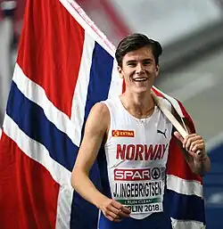 Muži - Jakob Ingebrigtsen 3:29,63 min Ano