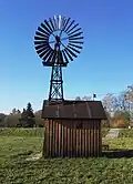 Větrný mlýn z první čtvrtiny 20. století