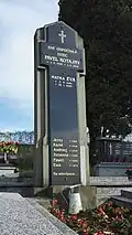 Hrob rodiny Kotajnych s jednou z obětí neštěstí v roce 1906