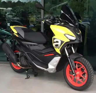 Aprilia SR GT 200 (2022)