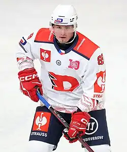 Jan Mandát v utkání CHL proti Eisbärenu Berlín (13. září 2024)