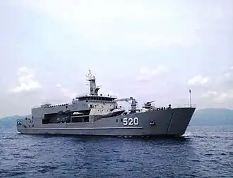 KRI Teluk Bintuni (520)