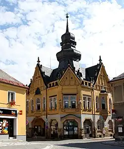 Budova spořitelny v roce 2012