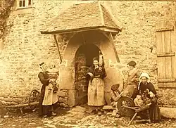 Langonnet: ženy u kolovrátku, začátek 20. století