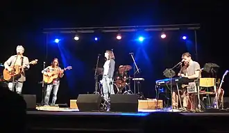 AG Flek během koncertu, 2015