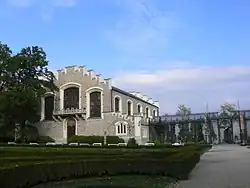 Budova galerie na Hluboké