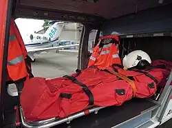 Vnitřní zástavba slovenského vrtulníku společnosti ATE sloužícího u letecké záchranné služby