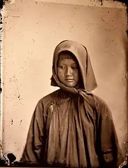 A Cantonese boat girl. John Thomson. Čína, 1869. The Wellcome Collection, Londýn