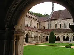 Rajský dvůr ve Fontenay