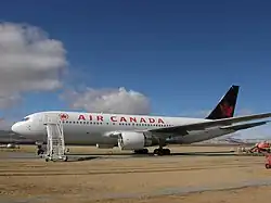 Gimli Glider odstavený na letišti Mojave