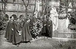 Uctění Jose Maria Usandizaga, 1927