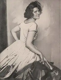 Herečka Liane Haid, 1922