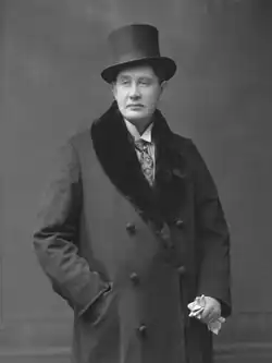 Ada Karlovský ještě jako Adolf Netrefa (před rokem 1916)