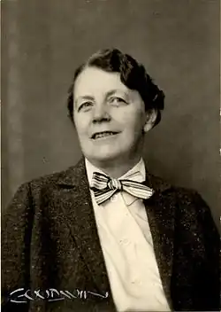 Ada Nilsson, asi 1925–1935
