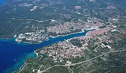 Pohled na Stari Grad z vrchu Glavica