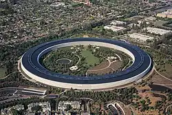 Dokončený areál Apple Park, 2018