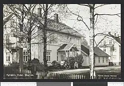 Bildet er hentet fra Nasjonalbibliotekets bildesamling Skarnes, Sør-Odal, Hedmark, 1923–1930