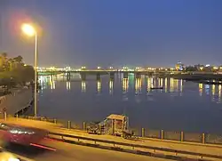 most přes řeku v Ahvázu