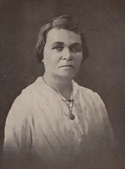 Anna Regina Husová (okolo r. 1927)