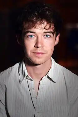 Alex Lawther v roce 2022