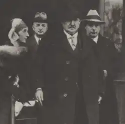 Alexandr Glazunov po příjezdu do Prahy, duben 1930