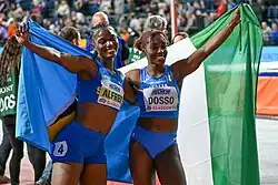 Alfredová (vlevo) a Dossová na halovém MS 2024