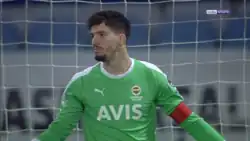 Altay Bayındır (únor 2022)