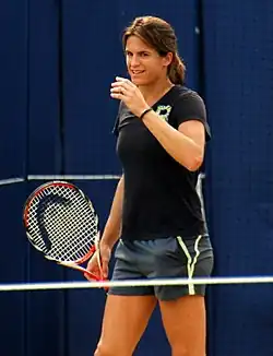 Amélie Mauresmová v červnu 2014