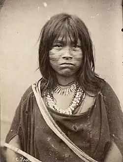 Žena z kmene Ašaninků u řeky Chuchuras, 1888