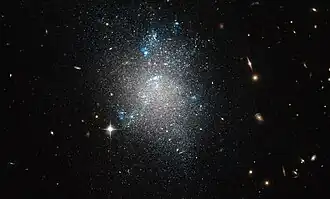 Trpasličí nepravidelná galaxie NGC 5477