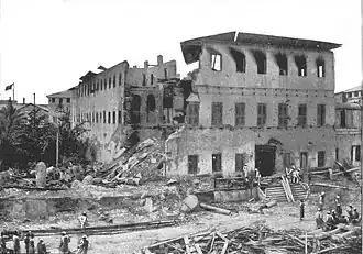 Harémový palác poškozený bombardováním