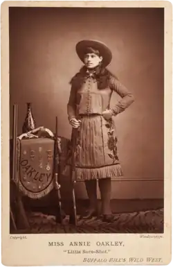 Annie Oakley, 1890–1900