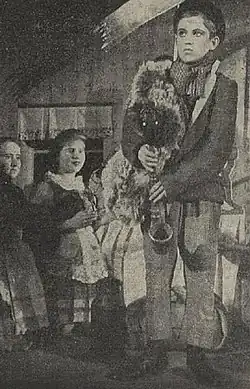 Antonín Jedlička jako „dudáček“ ve hře „Staročeské vánoce“ od J. Hlouška - Pražské dětské divadlo