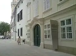 Ungerův dům a Aponiho palác