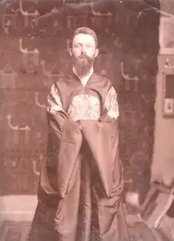 Arnošt Hofbauer ve svém ateliéru (po 1906)