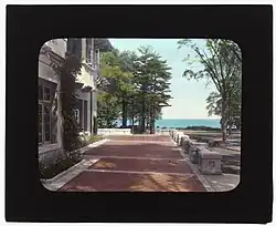 Arnold Schlaet house, Campo Point, Saugatuck, Connecticut. Terrace.
