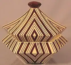 Dóza (Pavel Janák, Artěl, pórovina, kolem 1920)