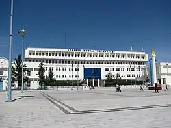 Náměstí s radnicí