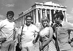 Karel Svoboda (vlevo) s přáteli – 1969, Athény