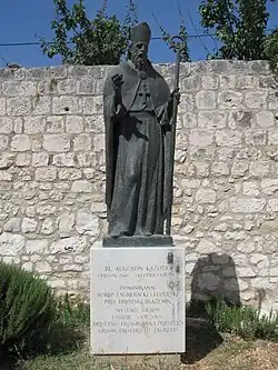 Pomník bl. Augustina Gažotiče v Trogiru