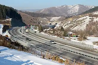 Dálnice u města Brđani