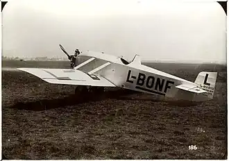 Avia BH-9