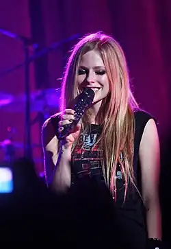 Avril Lavigne v roce 2011