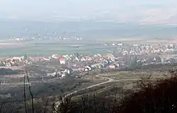 Pohled na Bélapátfalvu z hory Bél-kő (815 m)