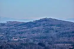 Pohled z vrchu Mnišonc