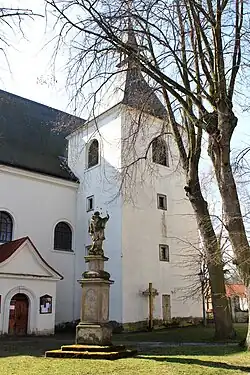 Farní kostel Povýšení svatého Kříže v Bělé pod Bezdězem